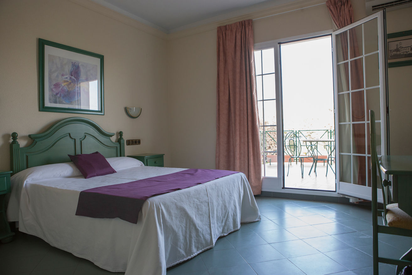 Mitra Crisalida Hotel 2*