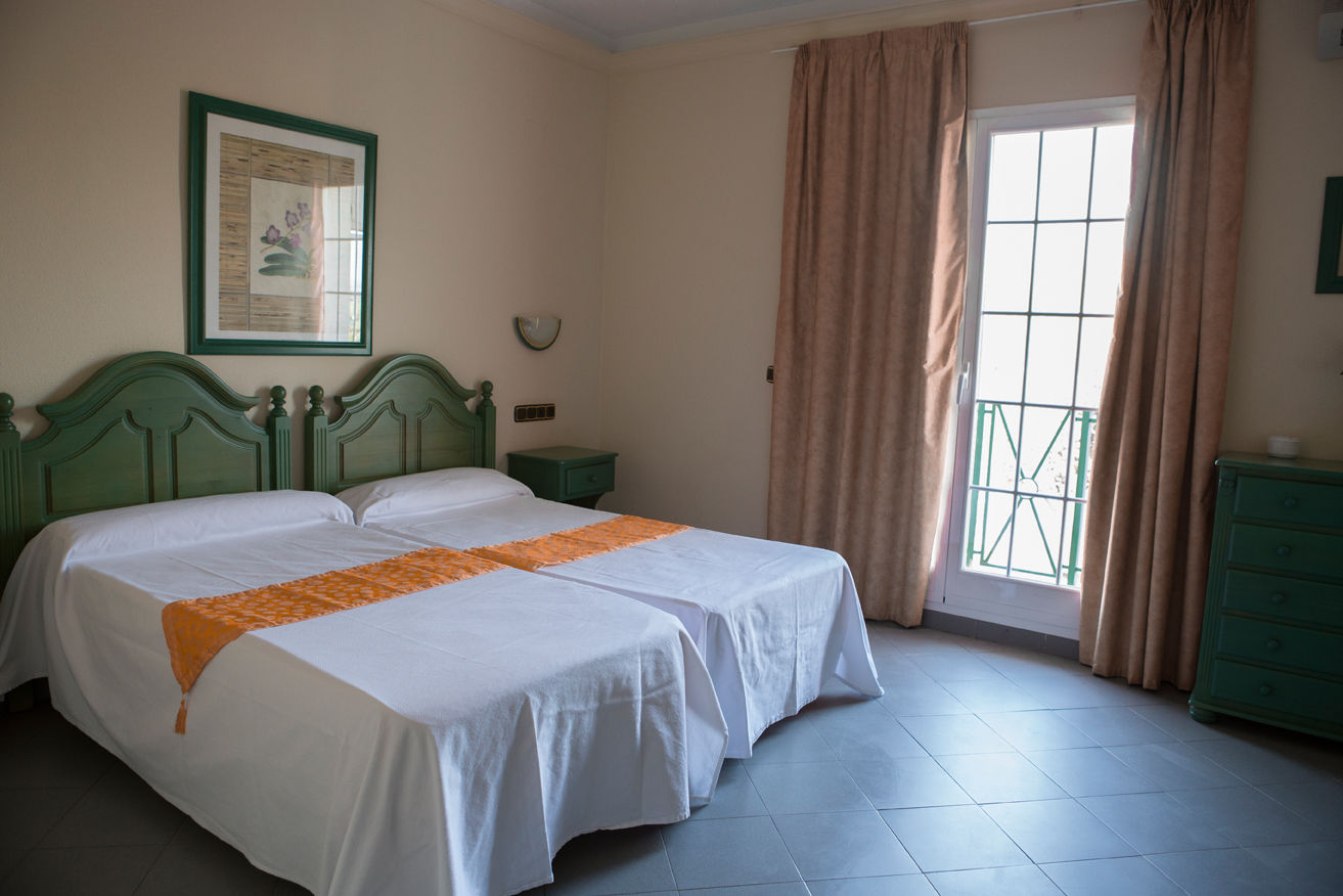 Mitra Crisalida Hotel Cabra